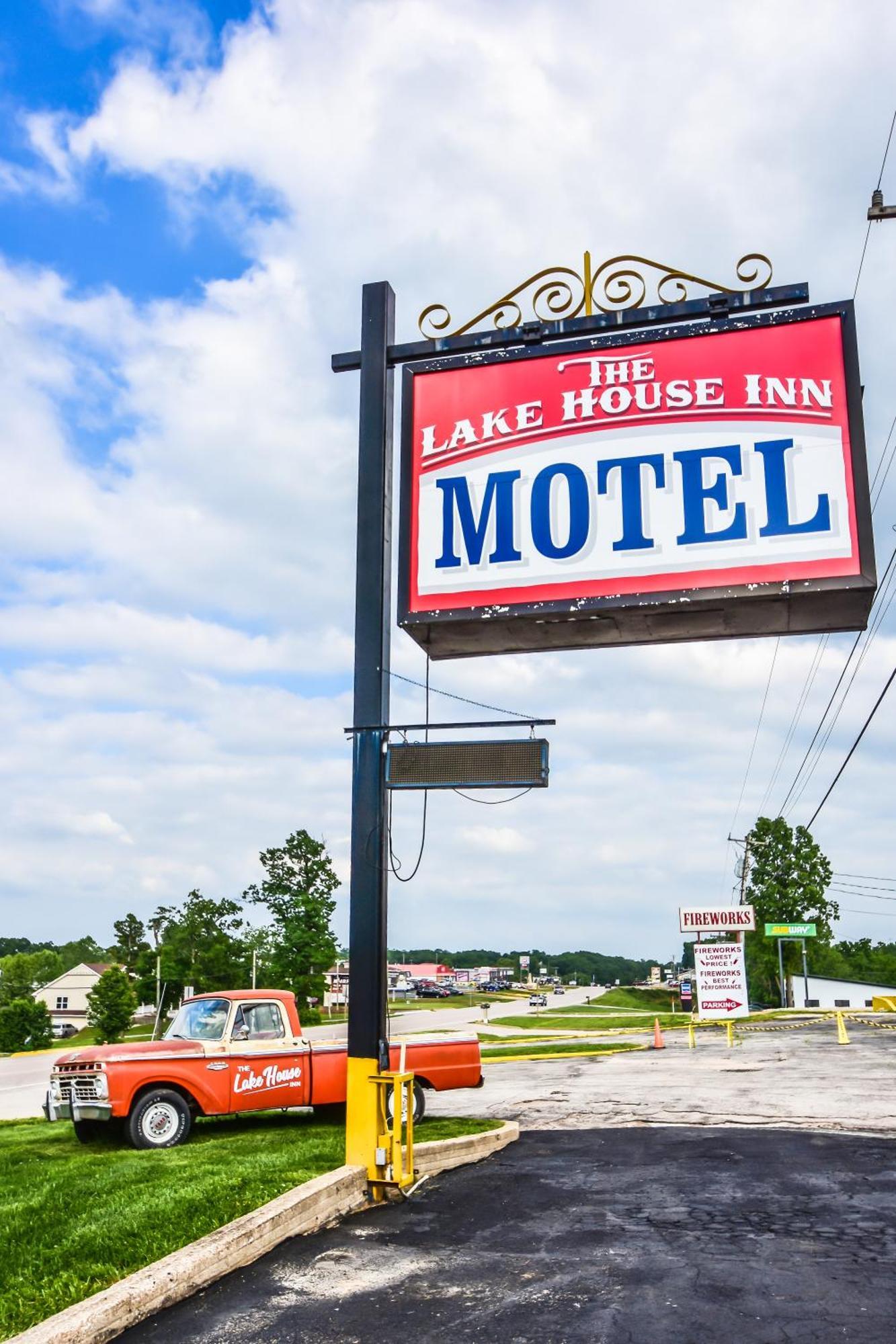 The Lake House Inn Laurie 외부 사진
